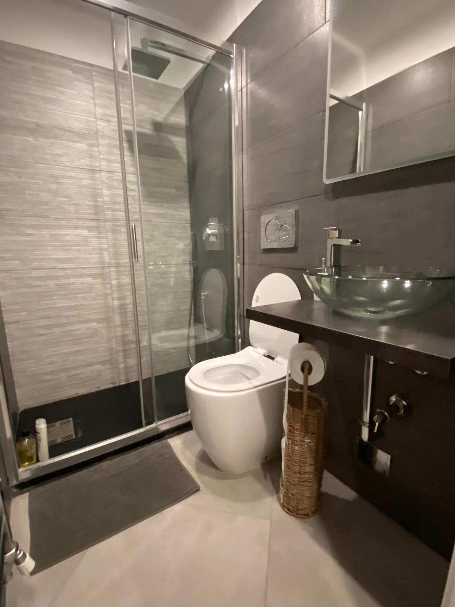 Elegant Appartament Milan Exterior photo
