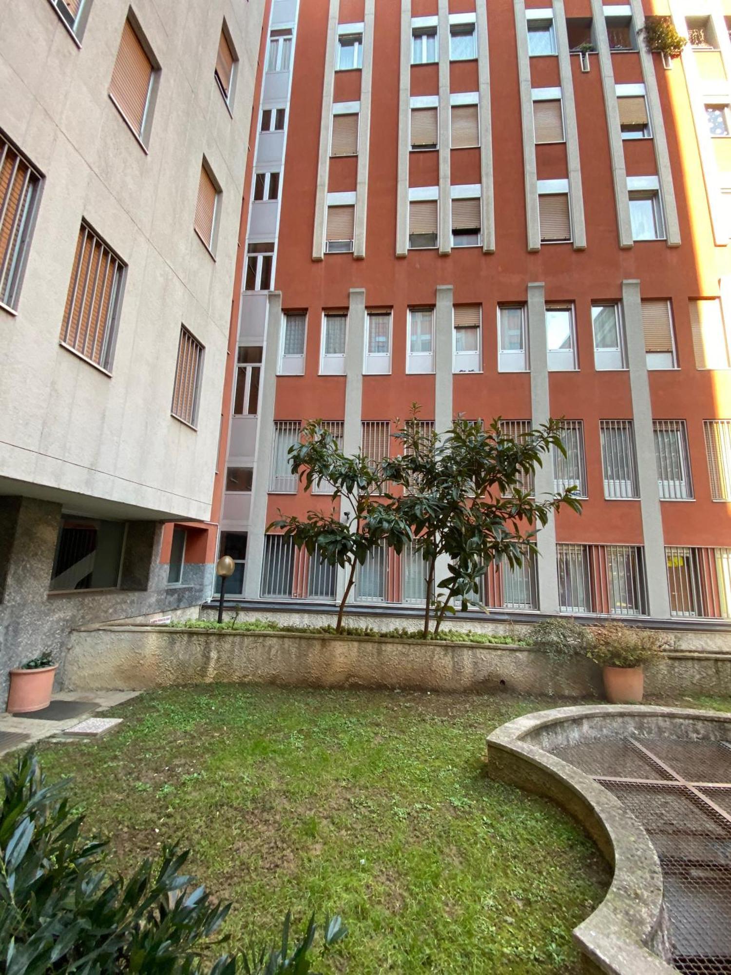Elegant Appartament Milan Exterior photo